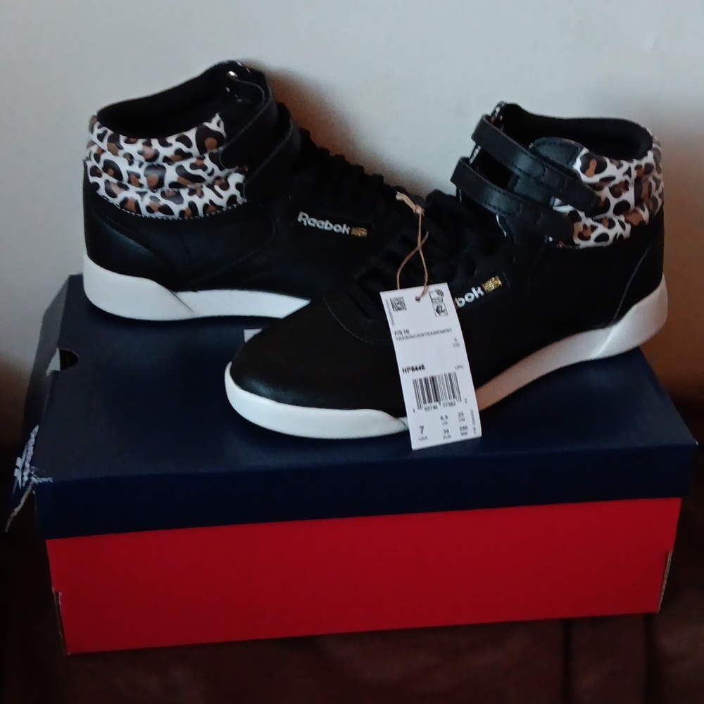 SOLD Women's black and animal print Reebok high top sneakers. Size 7. In box. - Picture 1 of 5